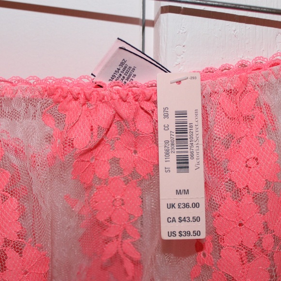 Victoria’s Secret set of 3 shorts - Picture 6 of 8